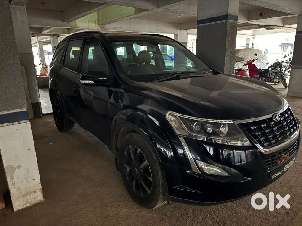 Xuv 500 W11
