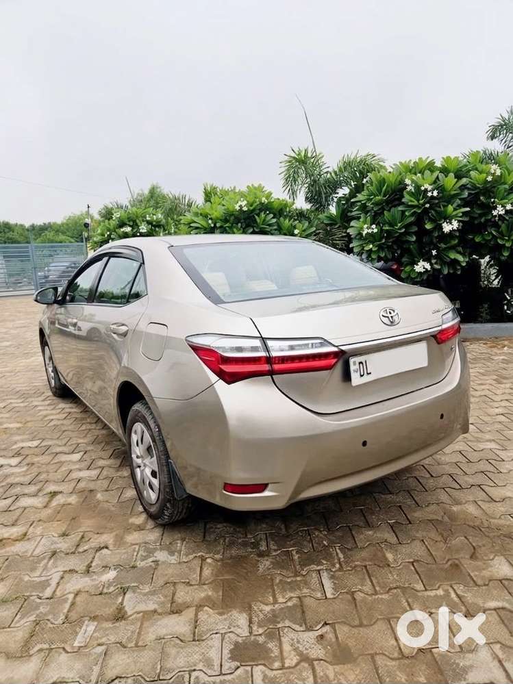 Toyota Corolla Altis 1.8 J, 2017, Petrol