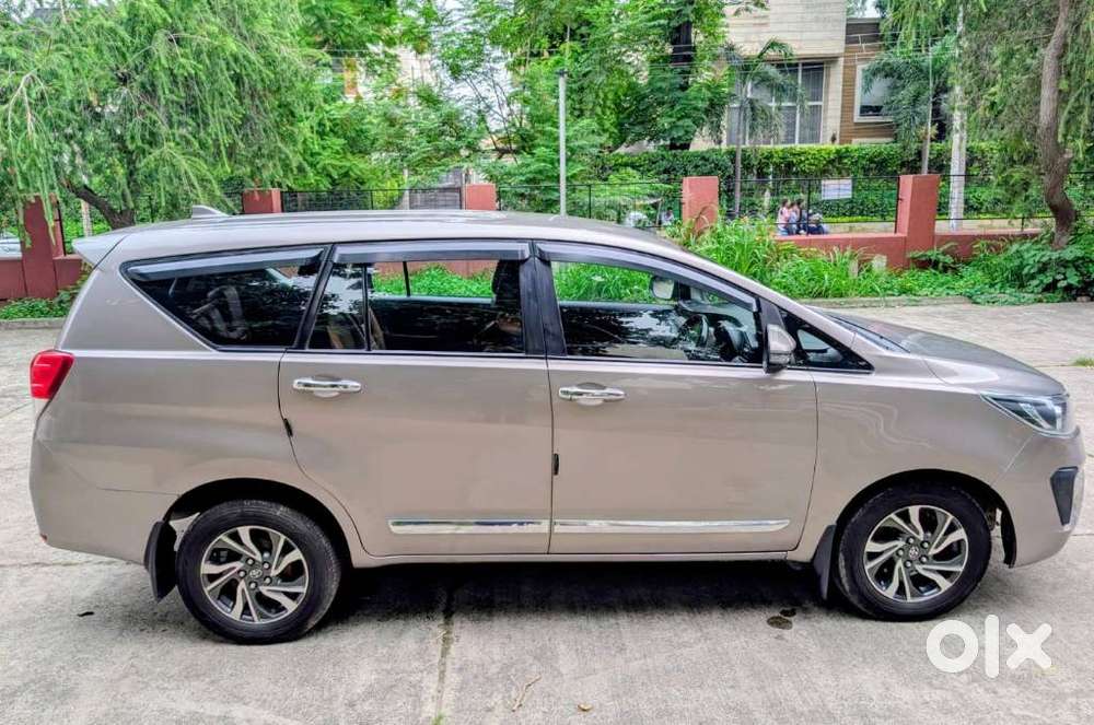 Toyota Innova Crysta 2.4 Gx Limited Edition At 7 Str, 2022, Diesel