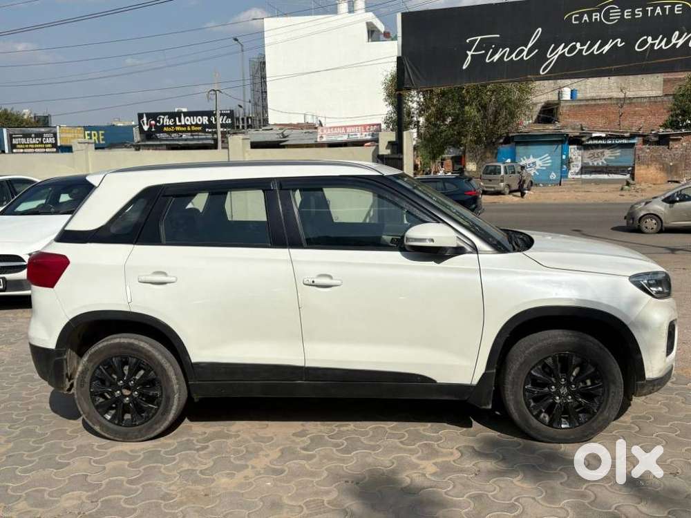 Maruti Suzuki Brezza 1.5 Zxi Smart Hybrid, 2021, Petrol