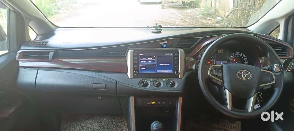 Toyota Innova Crysta 2.4 G Mt 8s, 2022, Diesel
