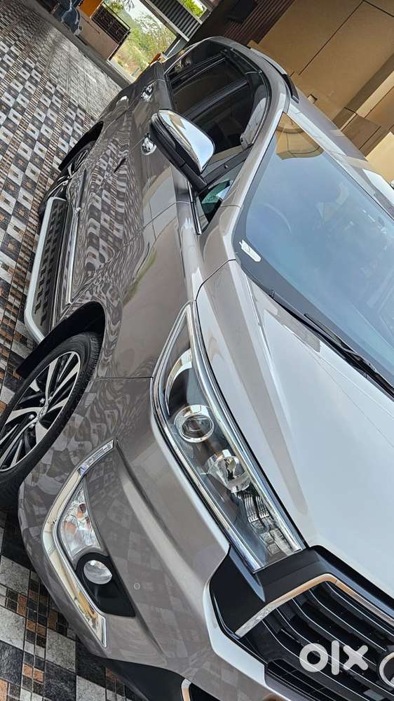 Toyota Innova Crysta 2.4 Z 7 Str, 2025, Diesel