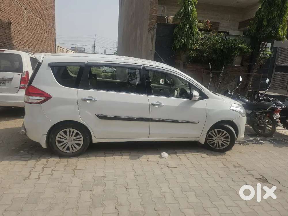 Maruti Suzuki Ertiga 2013 Petrol 95000 Km Driven