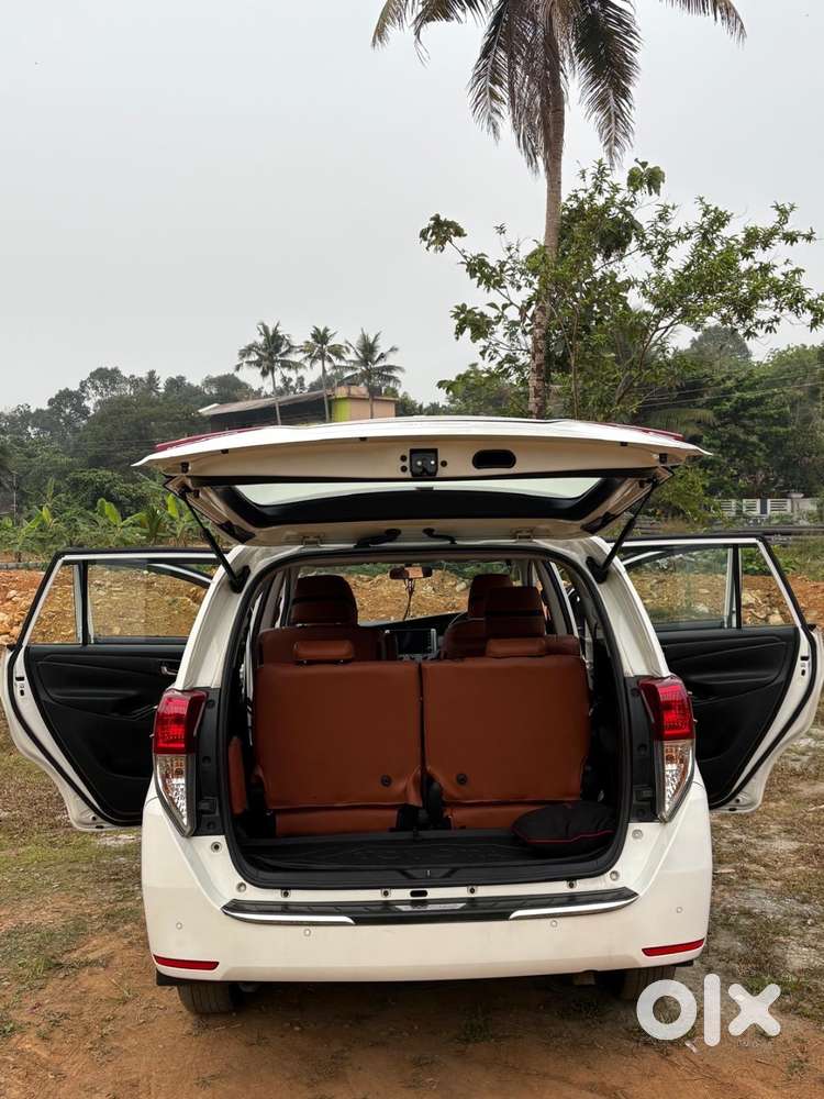 Perfect Family Suv: Toyota Innova Crysta In Mint Condition