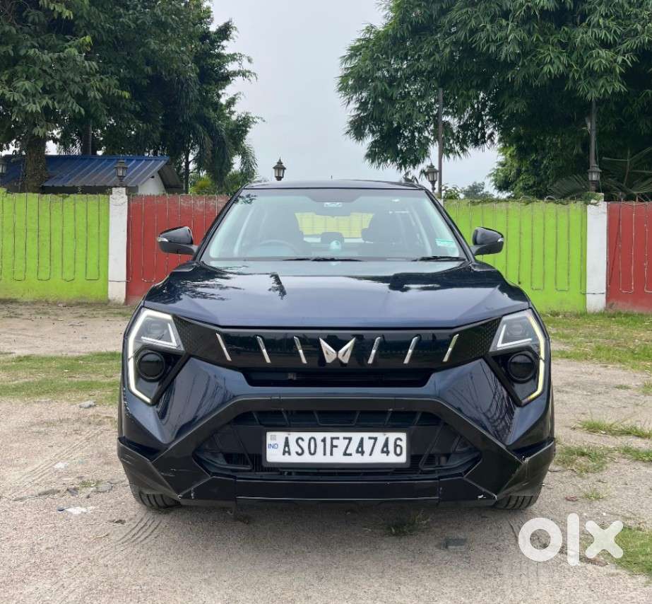 Mahindra Xuv 3xo Ax5 Pm At, 2024, Petrol