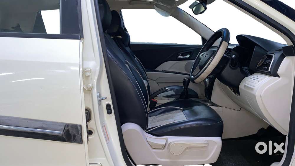 Mahindra Xuv300 W8 Option, 2020, Petrol