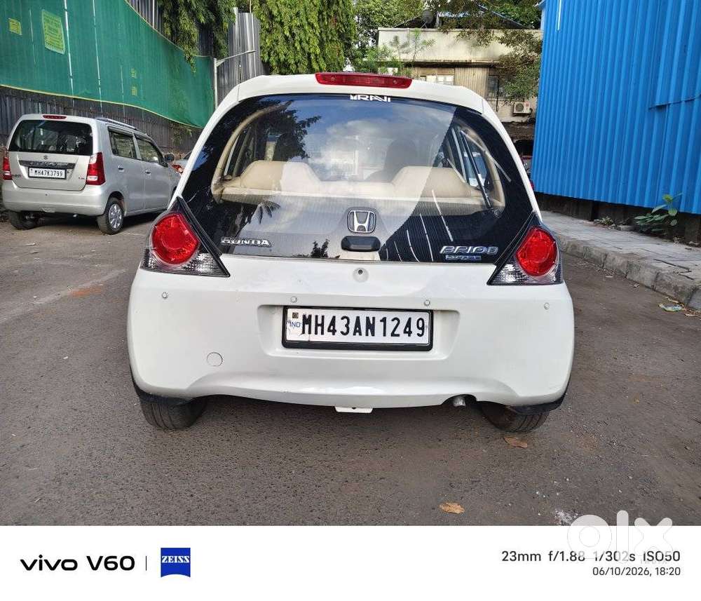 Honda Brio V Mt, 2013, Petrol