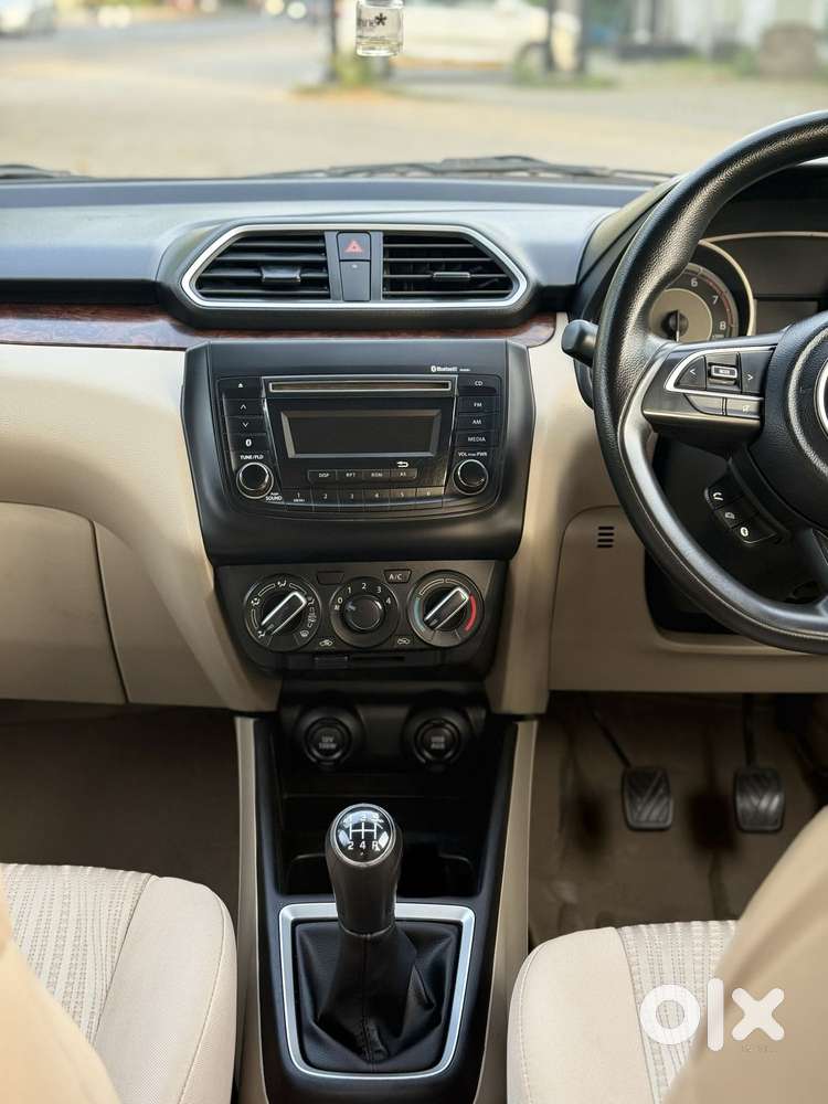Maruti Suzuki Swift Dzire Vxi Optional, 2020, Petrol
