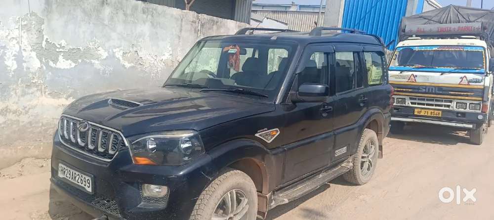 Mahindra Scorpio Classic 2018 Diesel 150000 Km Driven