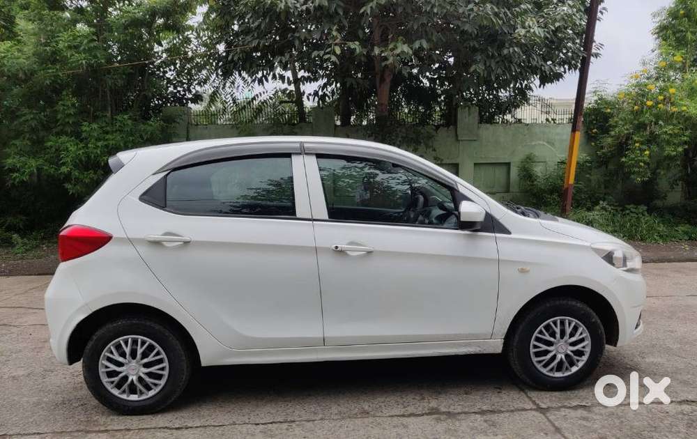 Tata Tiago Xe, 2018, Petrol
