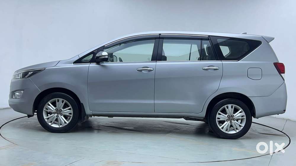 Toyota Innova Crysta 2.7 Zx At, 2016, Petrol
