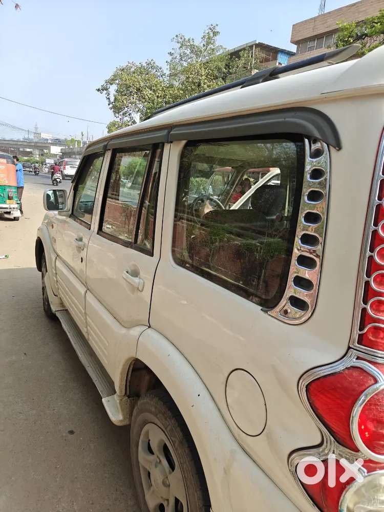 Mahindra Scorpio Classic 2006