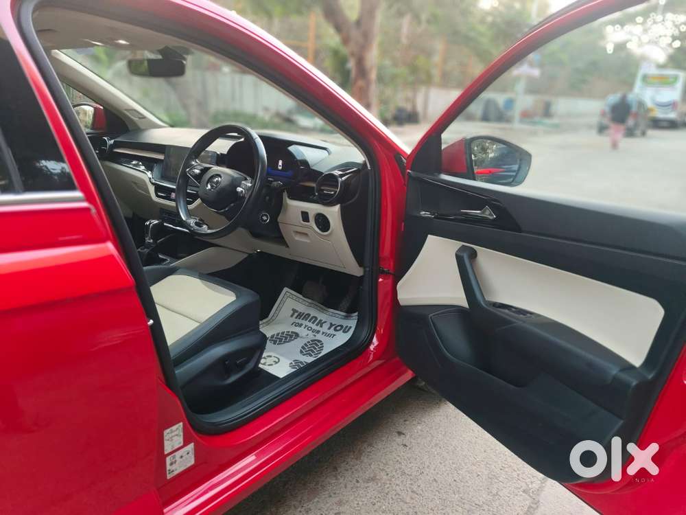 Skoda Slavia 1.5 Tsi Style At, 2024, Petrol