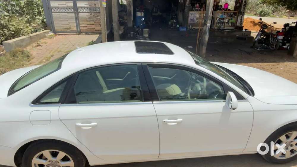 Audi A4 2010 Sunroof Petrol