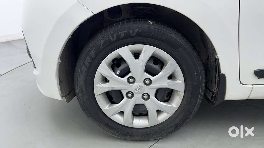 Hyundai Grand I10 1.2 Kappa Sportz, 2015, Petrol