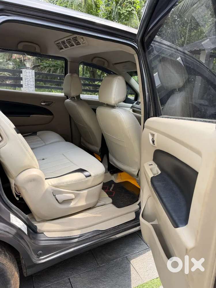 Maruti Suzuki Ertiga 2012