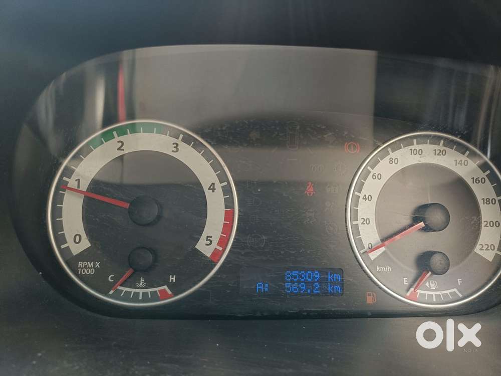 Tata Aria Pure Lx 4x2, 2012, Diesel