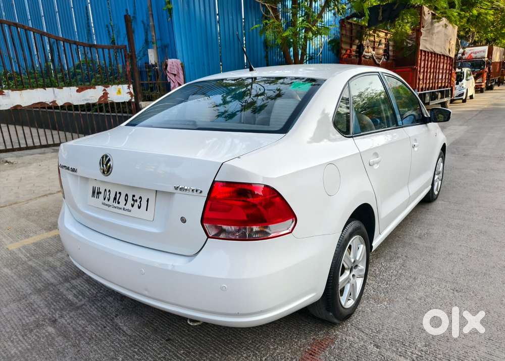 Volkswagen Vento 2010-2013 Petrol Highline, 2011, Petrol