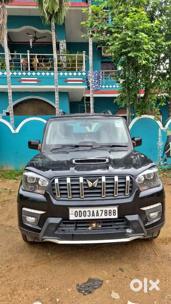 Mahindra Scorpio Classic S11 2023 Diesel Manual