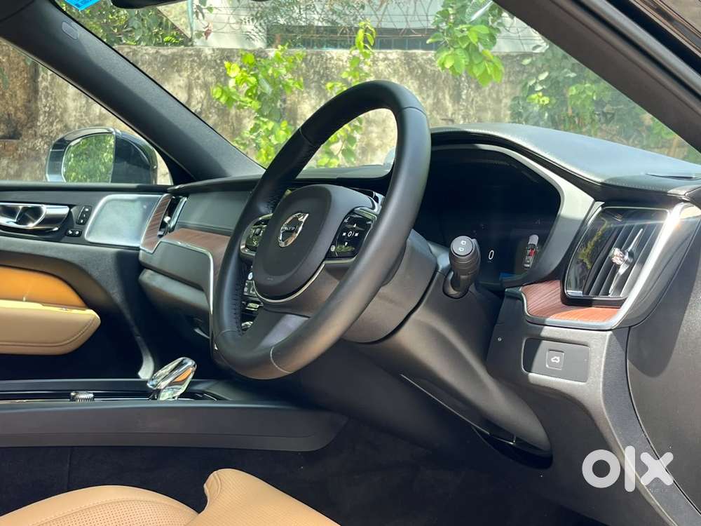 Volvo Xc60 2.0 B5 Ultimate, 2025, Petrol