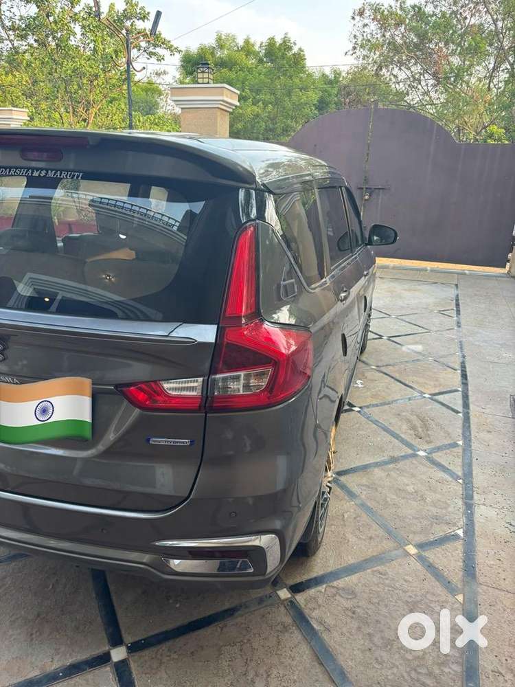 Maruti Suzuki Ertiga 2023 Petrol Well Maintained