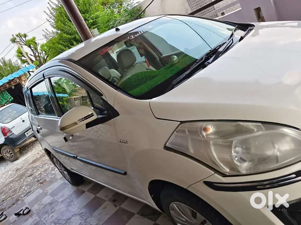 Maruti Suzuki Ertiga 2015