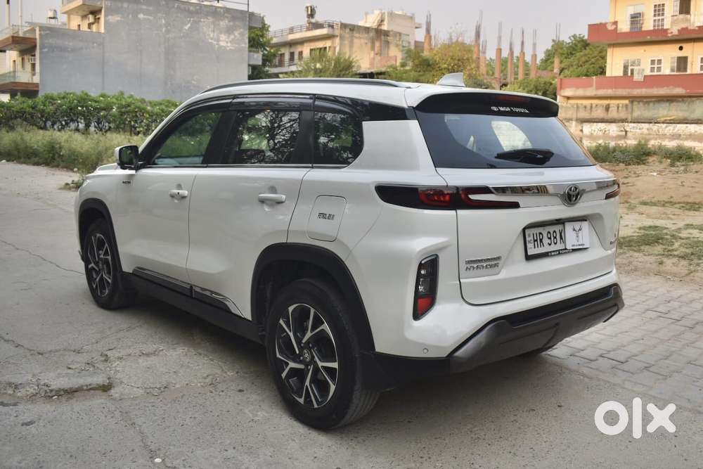 Toyota Urban Cruiser Hyryder 1.5 V Hybrid, 2023, Petrol