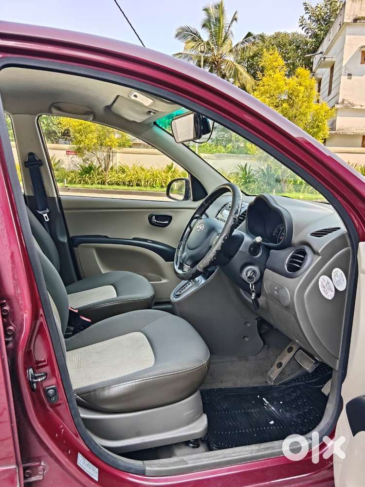 Hyundai I10 Sportz At, 2013, Petrol