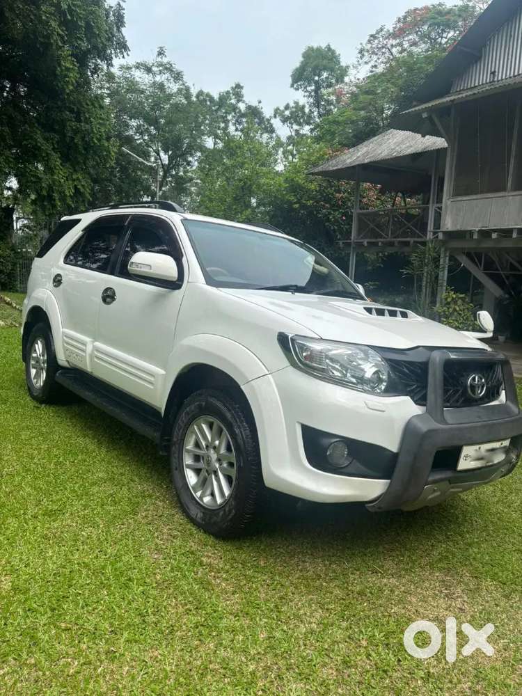 Toyota Fortuner Sportivo 2012