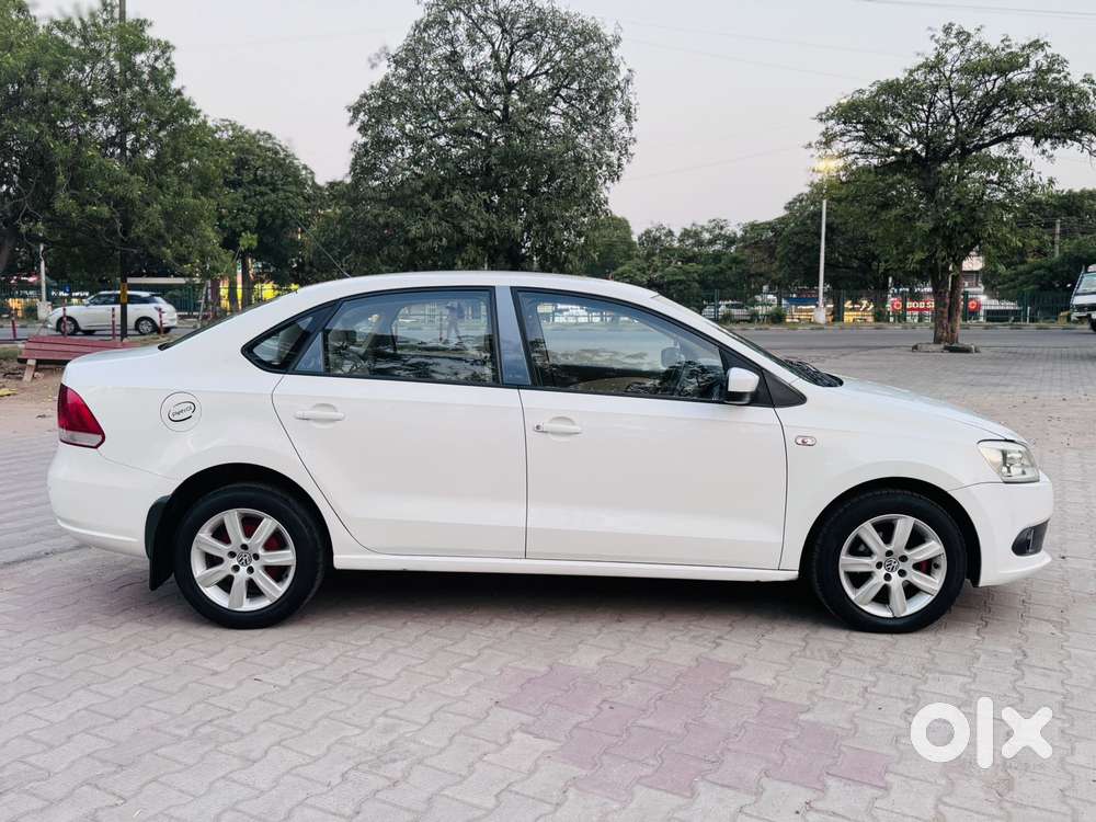 Volkswagen Vento 1.2 Tsi Highline Plus At, 2011, Petrol