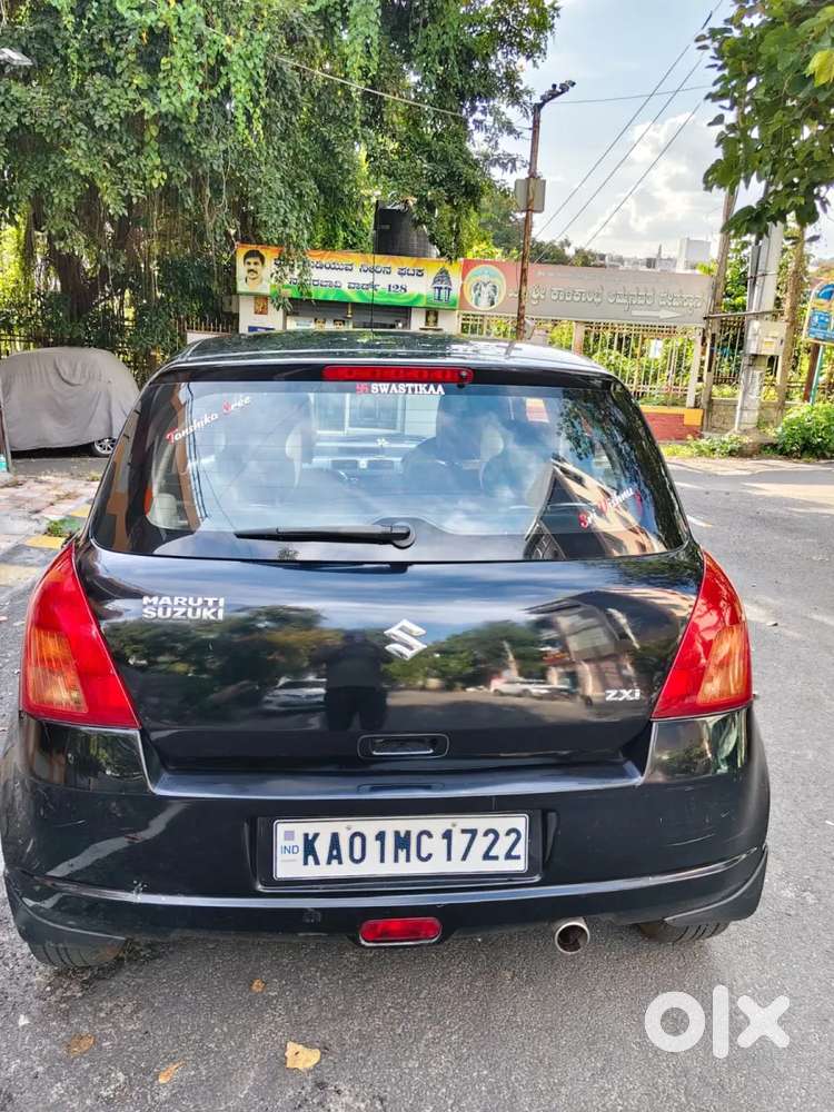 Maruti Suzuki Swift 1.3 ZXI, 2006, Petrol