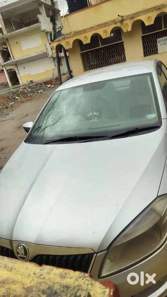 Skoda Rapid Elegance 2014 Diesel Manual