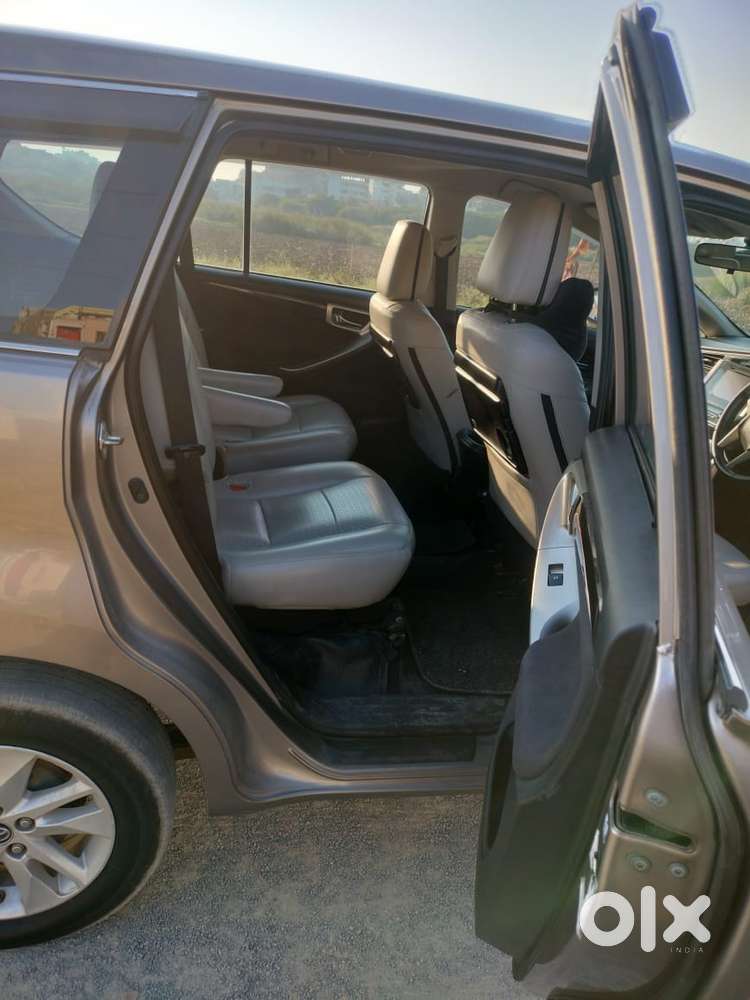 Toyota Innova Crysta 2.4 Vx Mt, 2018, Diesel