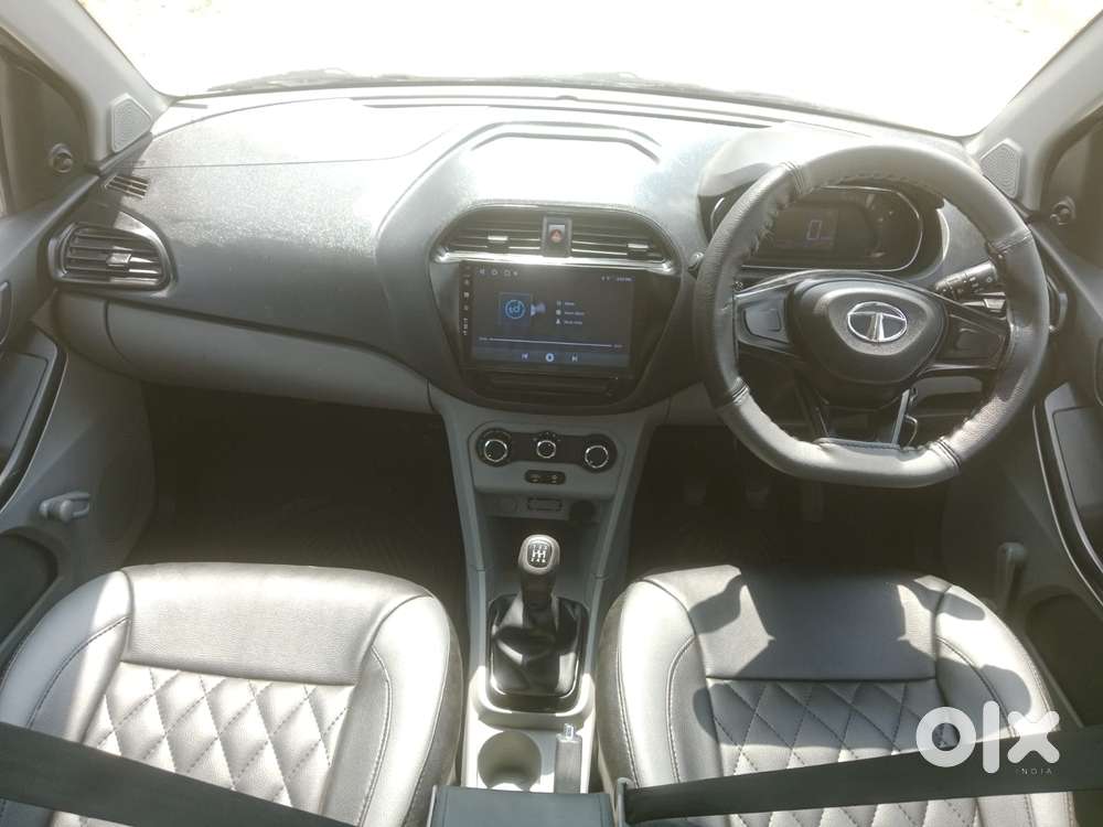 Tata Tiago Xe, 2020, Petrol