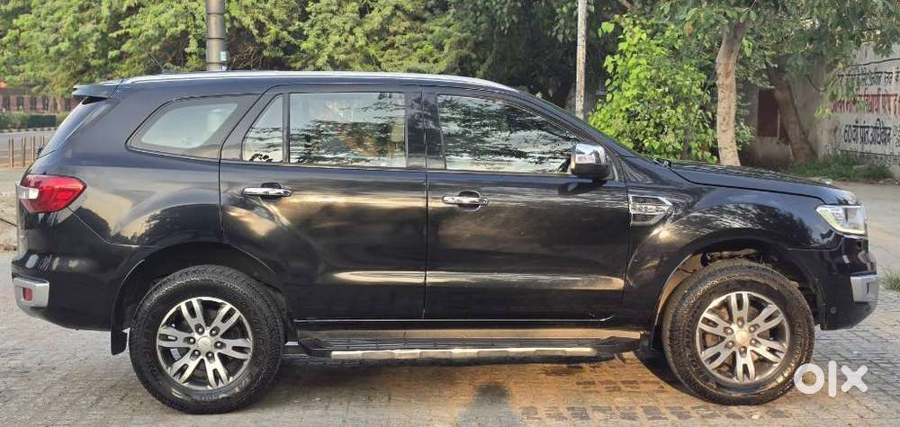 Ford Endeavour 3.2 Titanium At 4x4, 2016, Diesel