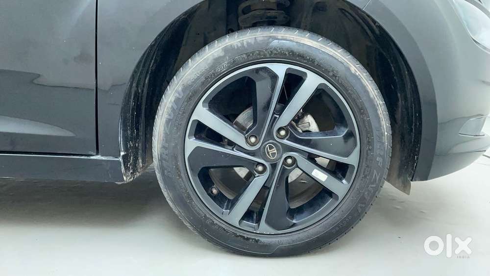 Tata Altroz 1.2 Xz Plus I-turbo Petrol Dark Edition, 2023, Petrol