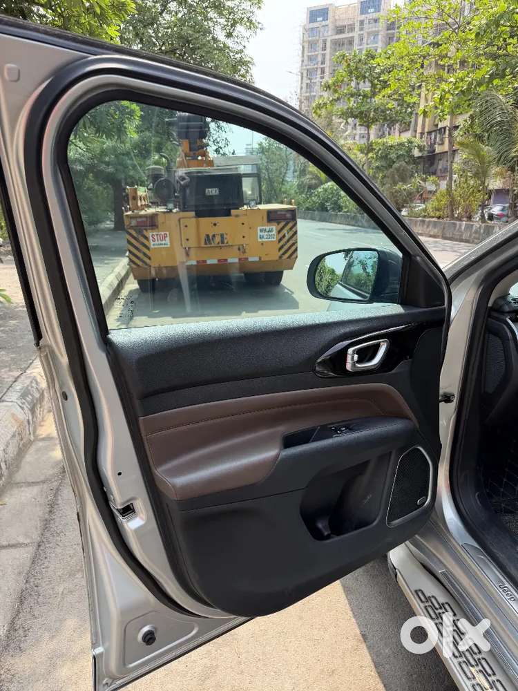 Jeep Meridian Limited Plus 4x4 At 2023  31,400 Km  Single Owner