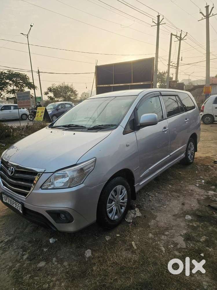 Toyota Innova 2014 Diesel Well Maintained