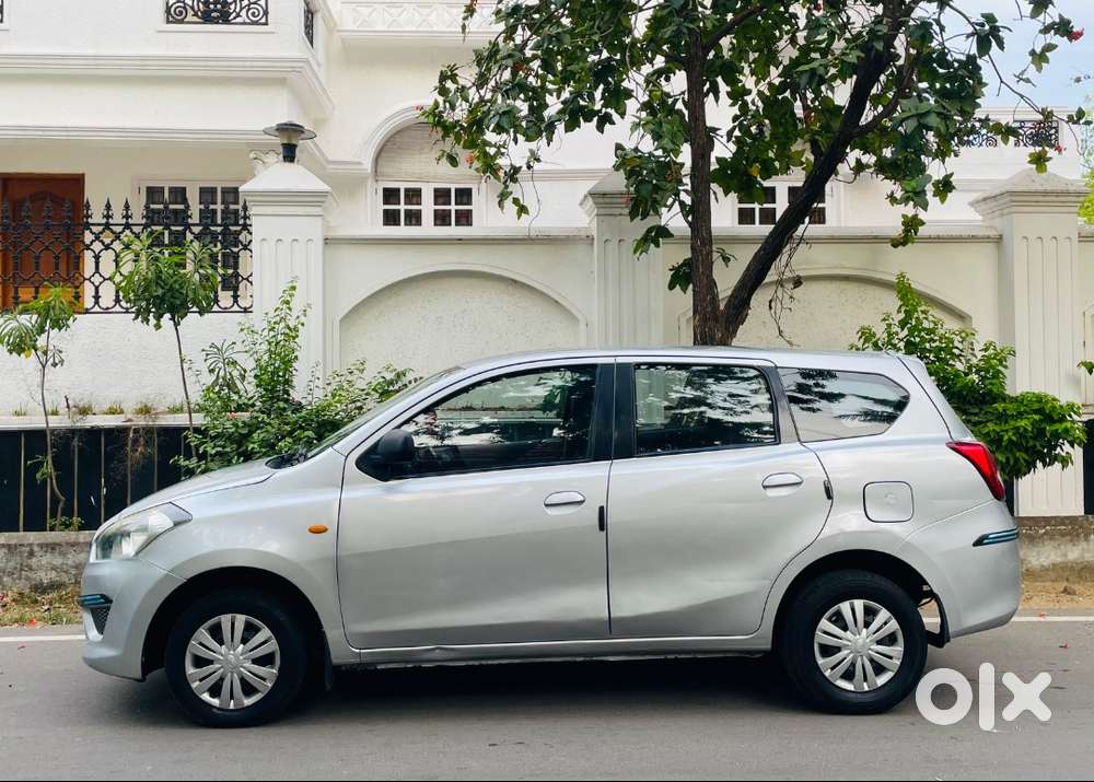 2016 Datsun Go Plus T Optional (petrol & Lpg) • 7 Seater •