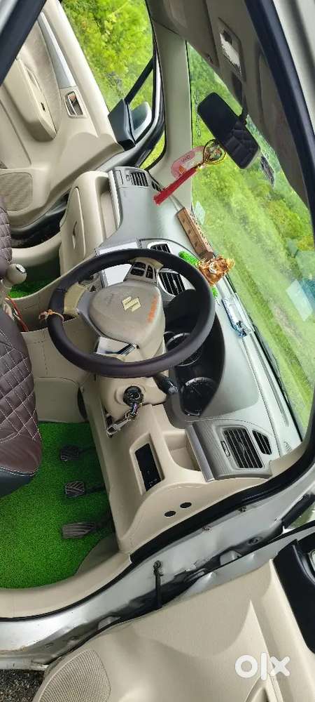 Maruti Suzuki Ertiga 2013