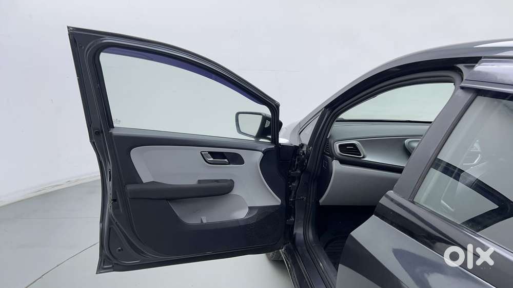 Tata Altroz Xz, 2021, Petrol