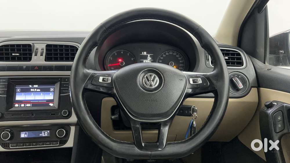 Volkswagen Ameo 1.2 Mpi Highline 16 Alloy, 2016, Petrol
