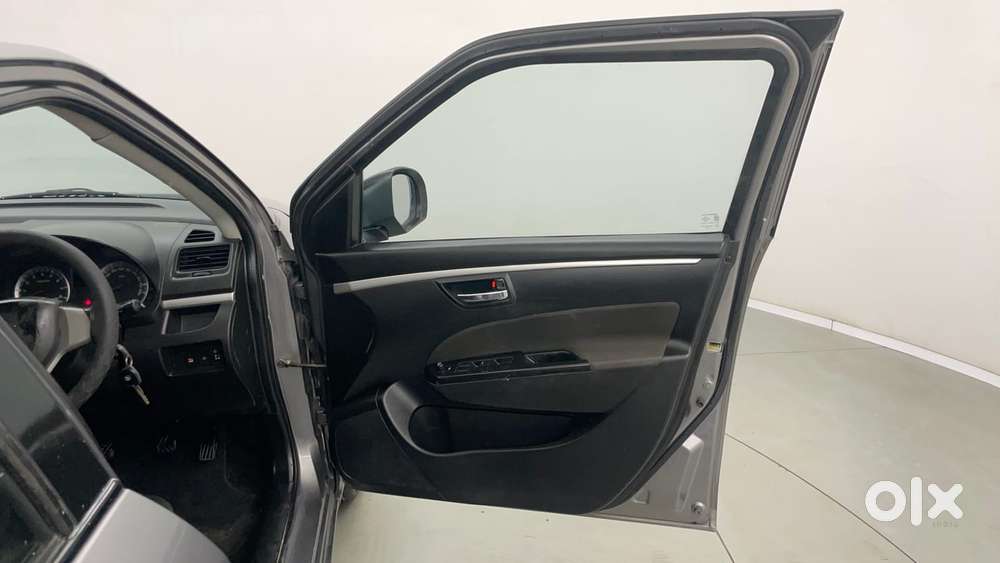 Maruti Suzuki Swift Vvt Vxi, 2017, Petrol