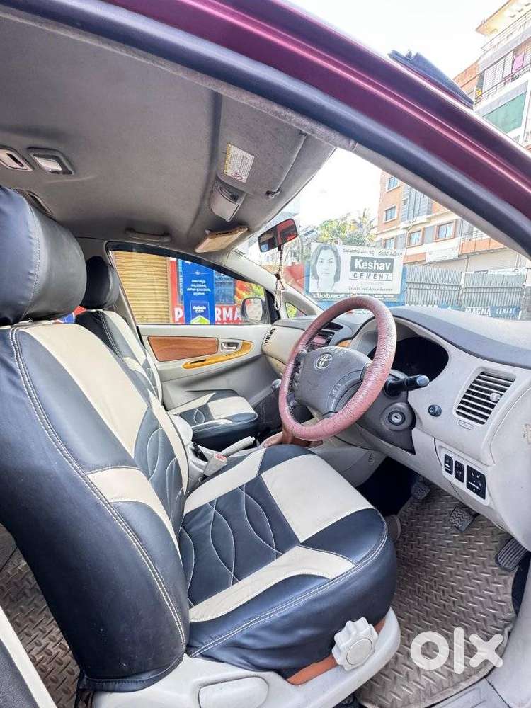 Toyota Innova 2.5 V 7 Str, 2010, Diesel