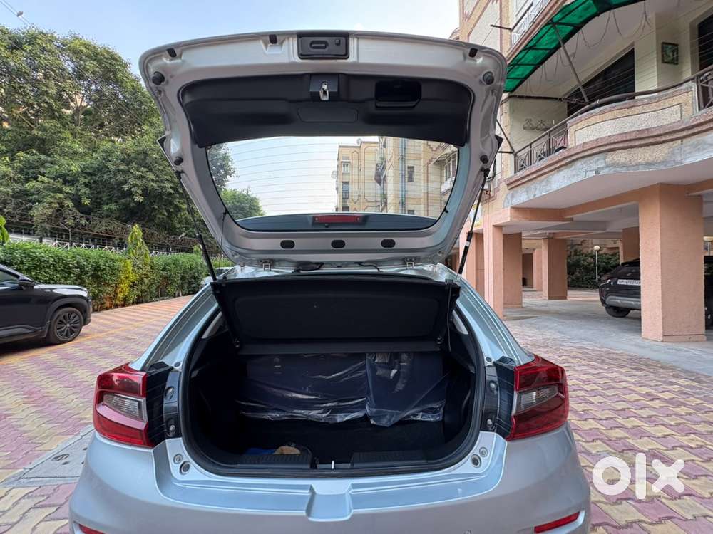 Brand New Toyota Glanza Petrol October 2024