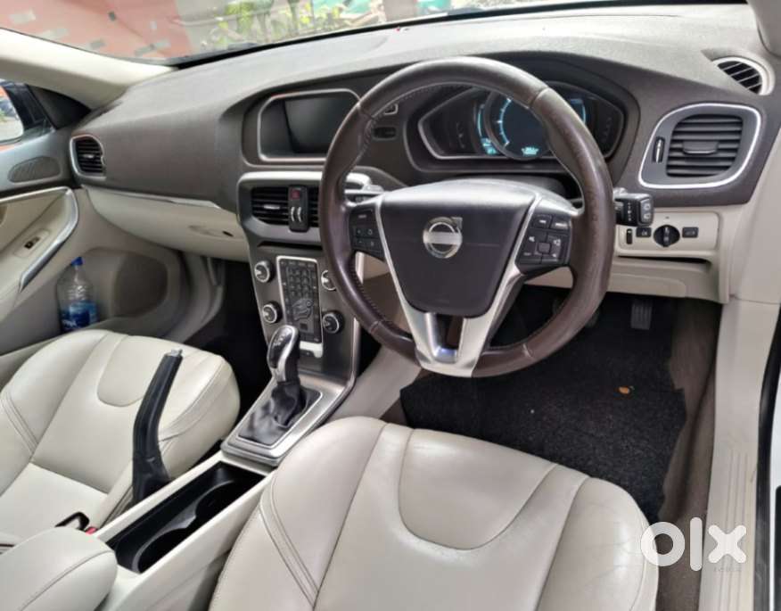 Volvo V40 D3 Kinetic, 2014, Diesel