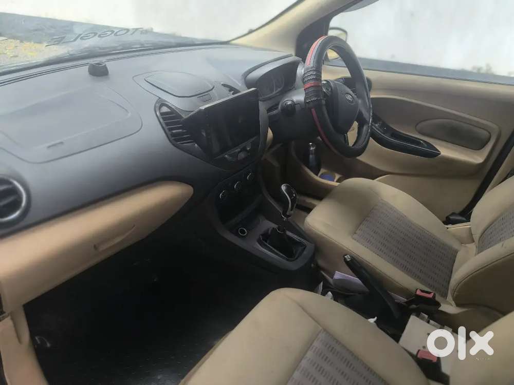 Fully Conditioned Neat Vehicle