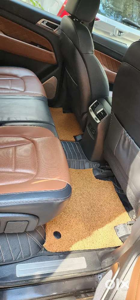 Mahindra Alturas G4 2019 Diesel 85000 Km Driven