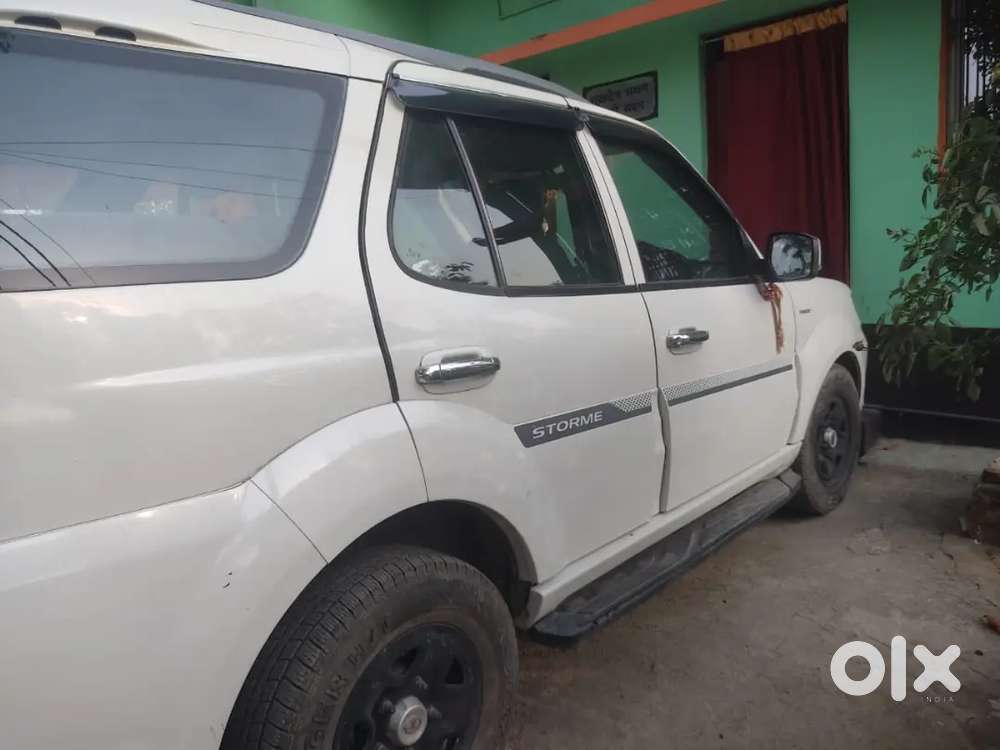 2017 Tata Safari Ev Adventure