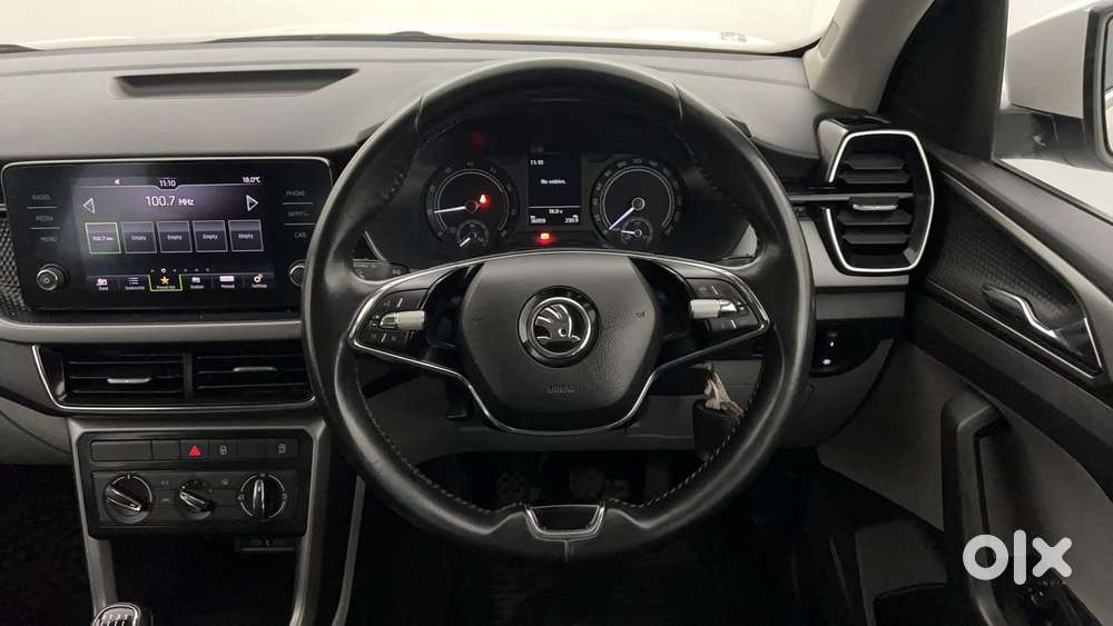 Skoda Kushaq 1.0 Tsi Ambition, 2022, Petrol